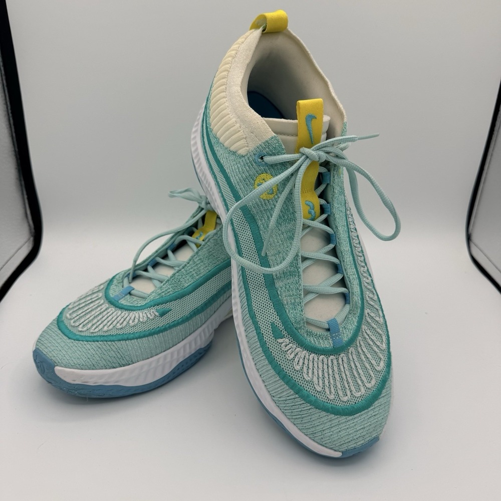 Nike Cosmic Unity Teal Yellow Knit Sneakers US 13 Basketball Shoes DV2757-300